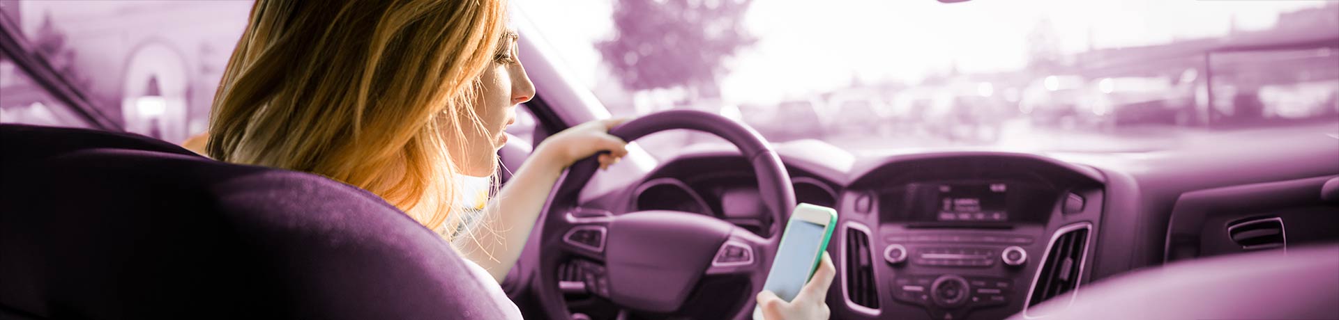 Handy beim Fahren